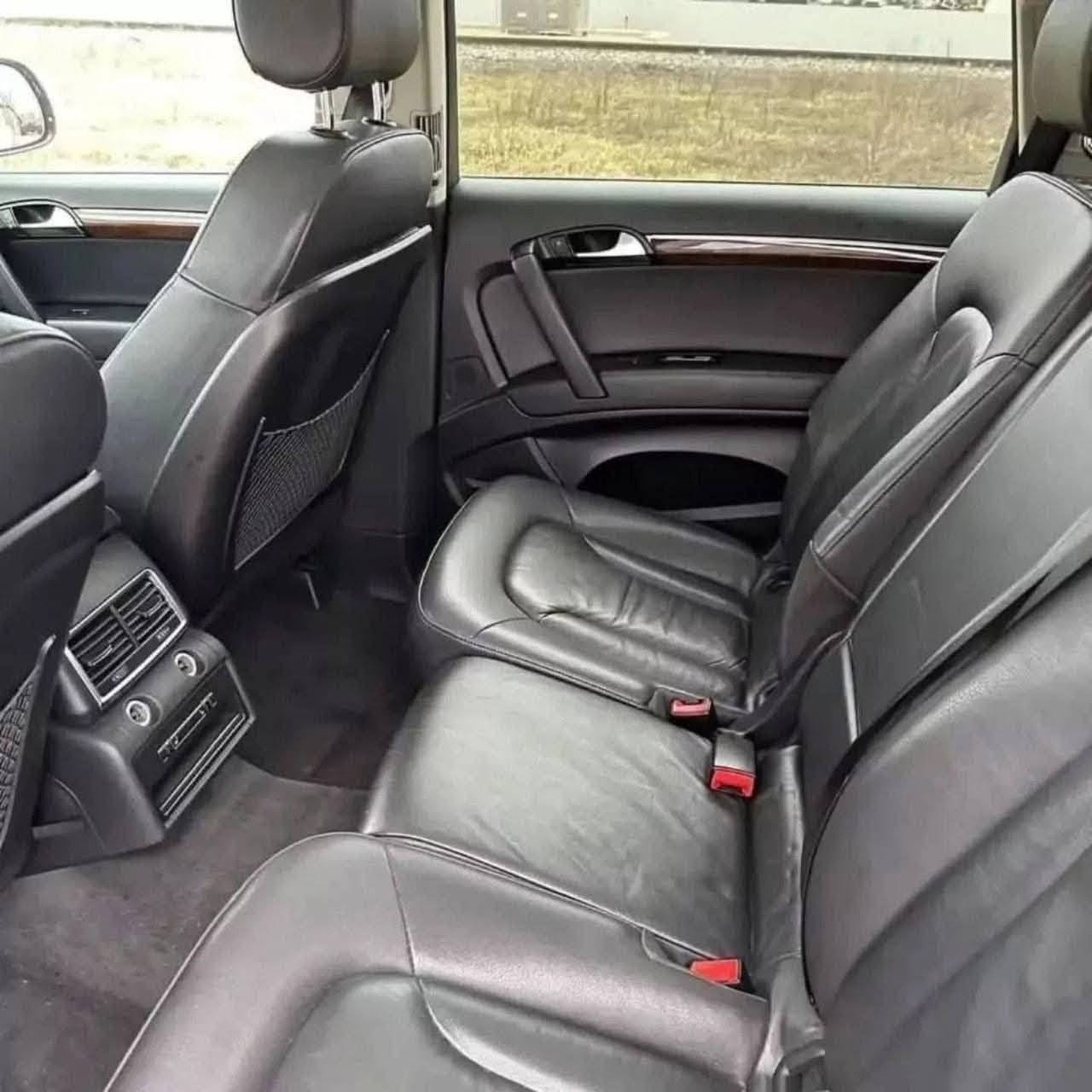 2011 Audi Q7 Premium Luxury SUV - Image 8